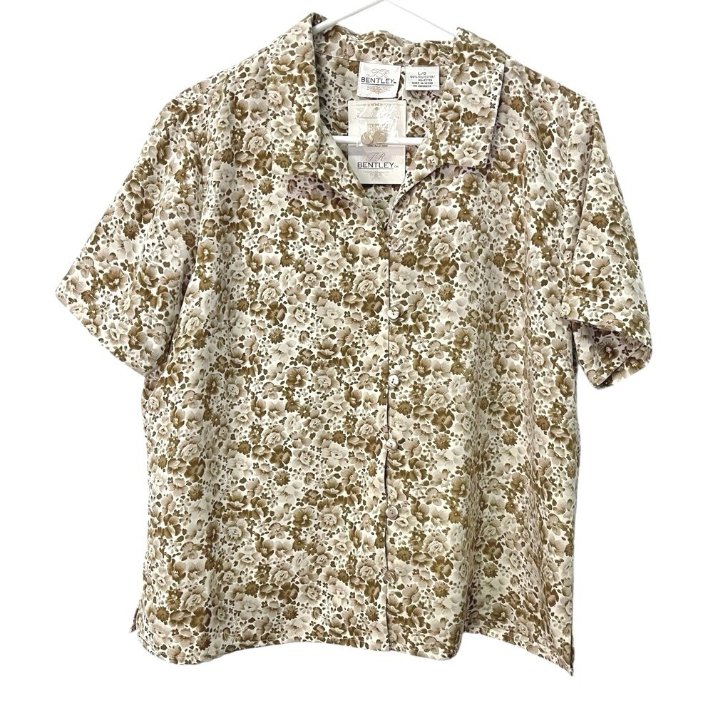 NEW TR Bentley L Tan Floral‎ Button Down Short Sleeve Shirt Cottage Grandmacore